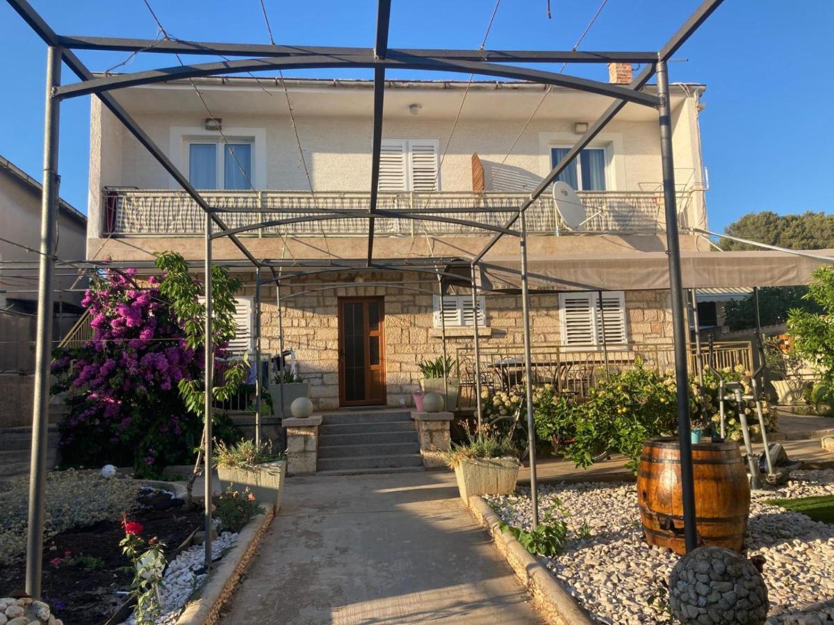 Apartments Bernarda, Jezera Exterior photo